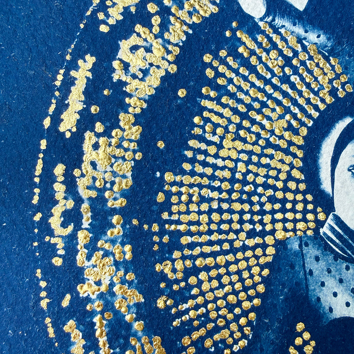 Queen of the Waves in Gold